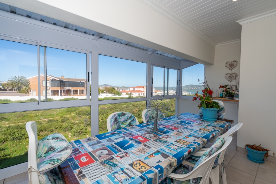4 Bedroom Property for Sale in Myburgh Park Western Cape